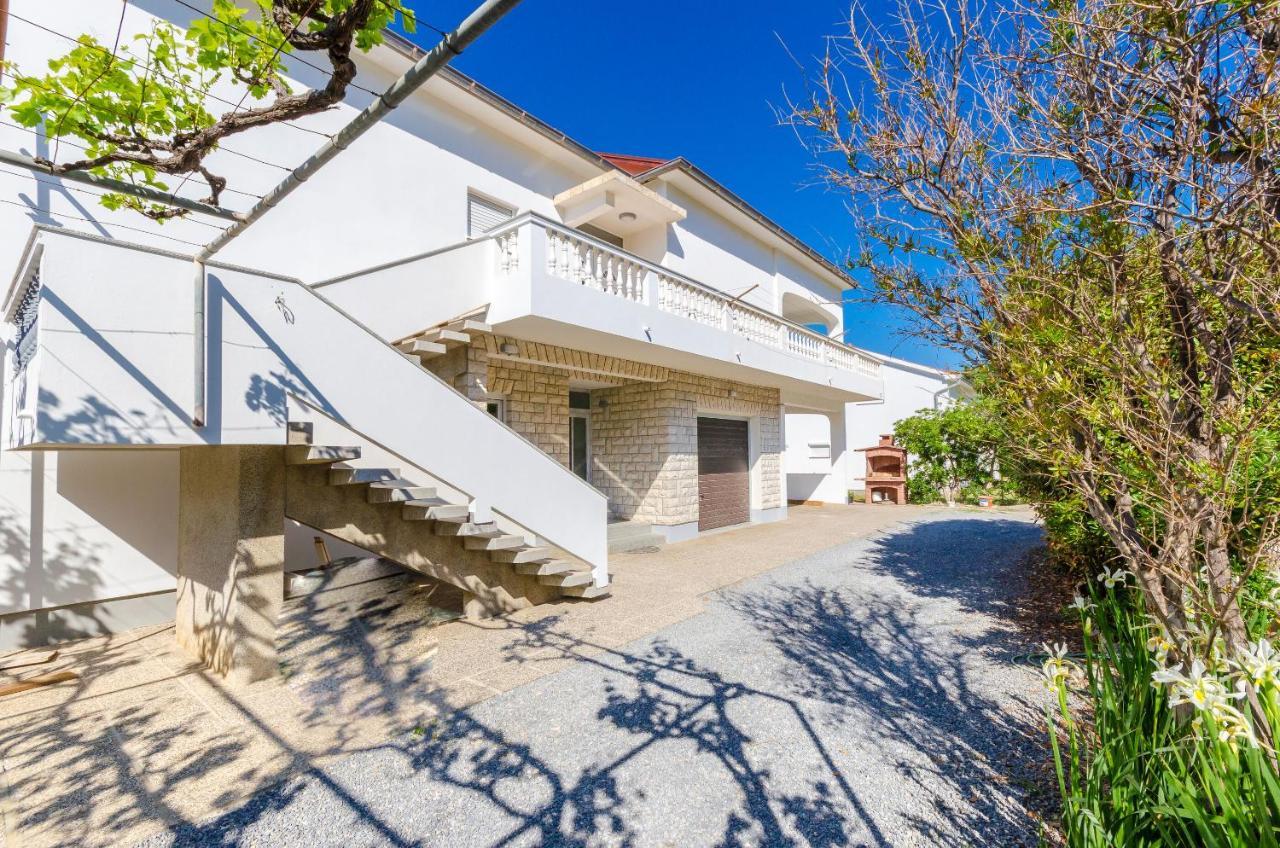 Apartments Slavica R Banjol Buitenkant foto