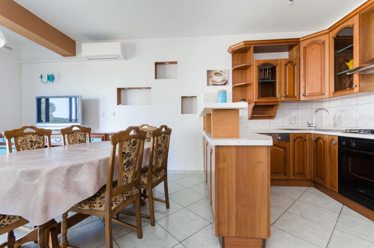 Apartments Slavica R Banjol Buitenkant foto